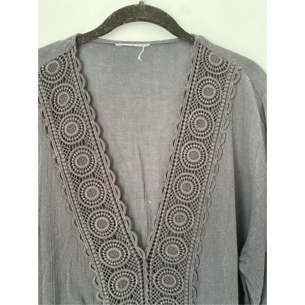 Cover-up unbranded black crochet trimmed gauzy /BoHo swim/beach cover-up - Picture 3 of 4